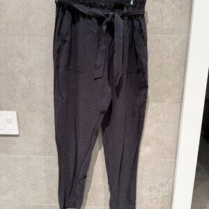 NWT Splendid Women's Belted Pants Black Size M